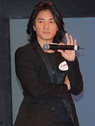 明星咳嗽视频,捕捉镜头下的真实瞬间