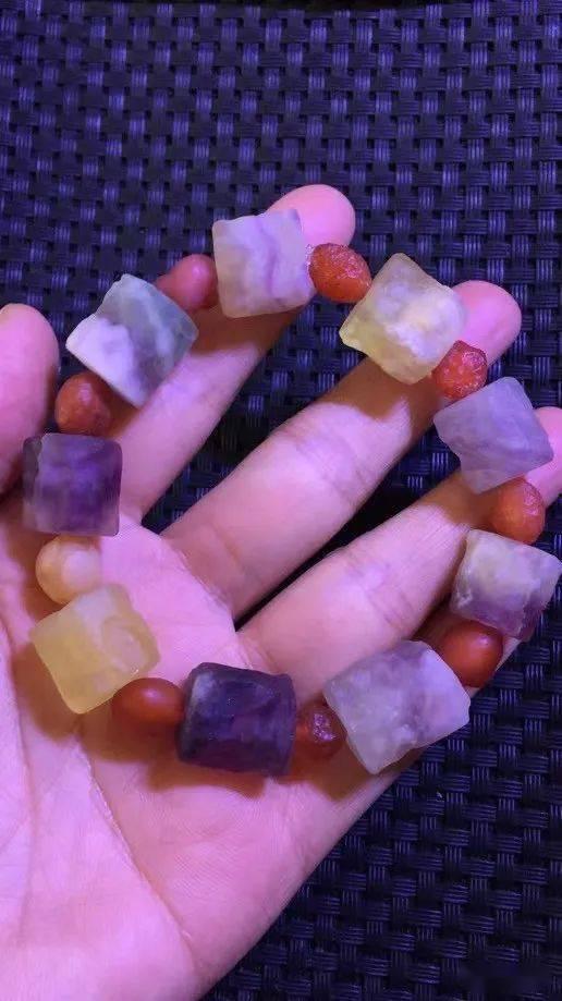 捡玛瑙视频,揭秘视频中的珍稀宝石寻踪记